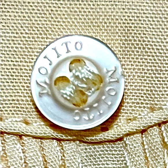 Official SAFC -San Antonio Football Club (soccer) guayabera. - Picture 4 of 4